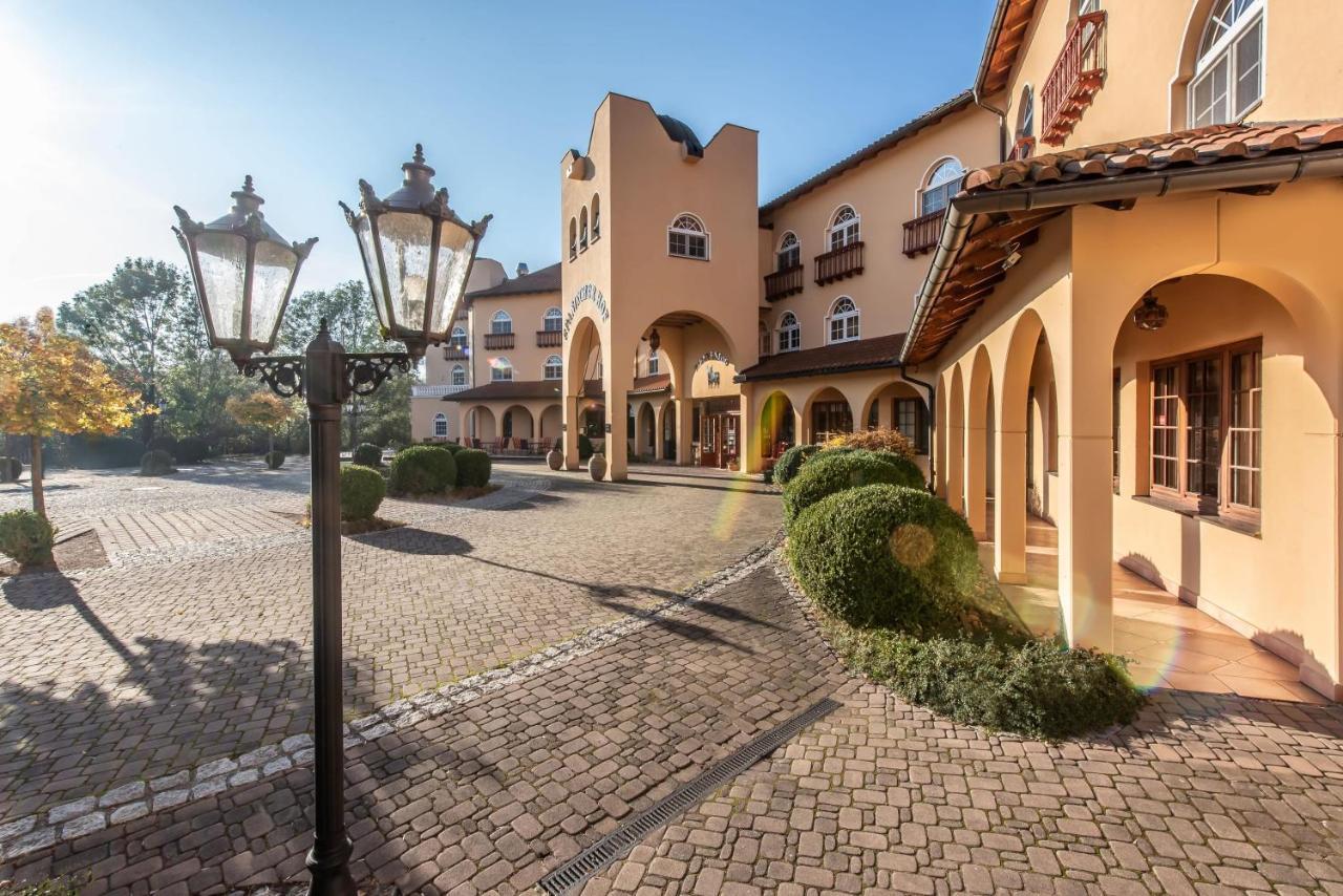 Hotel Spanischer Hof Gröditz エクステリア 写真