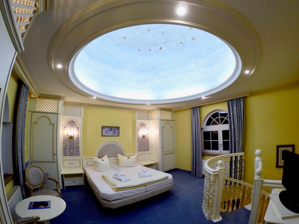 Hotel Spanischer Hof Gröditz エクステリア 写真