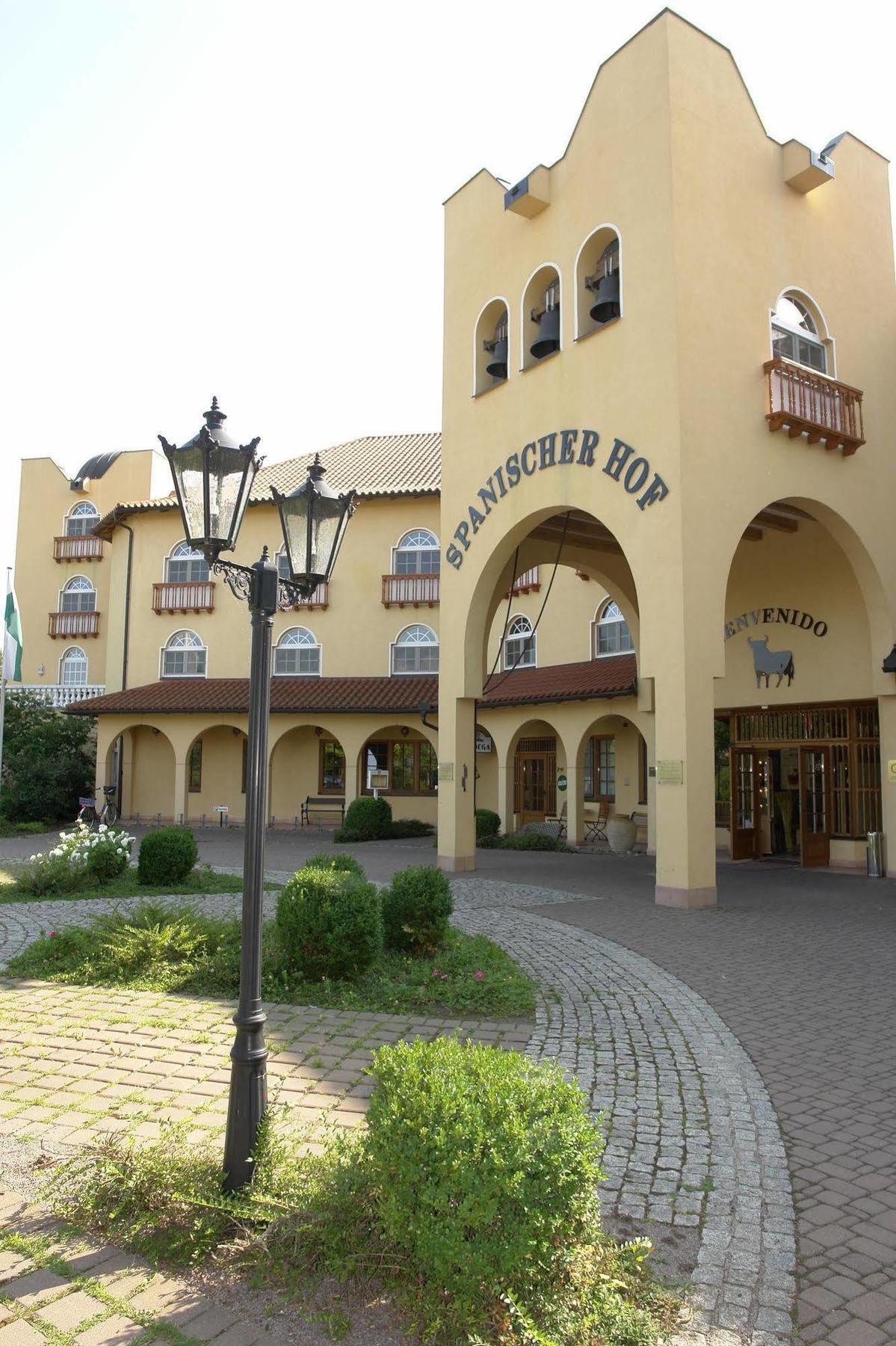 Hotel Spanischer Hof Gröditz エクステリア 写真
