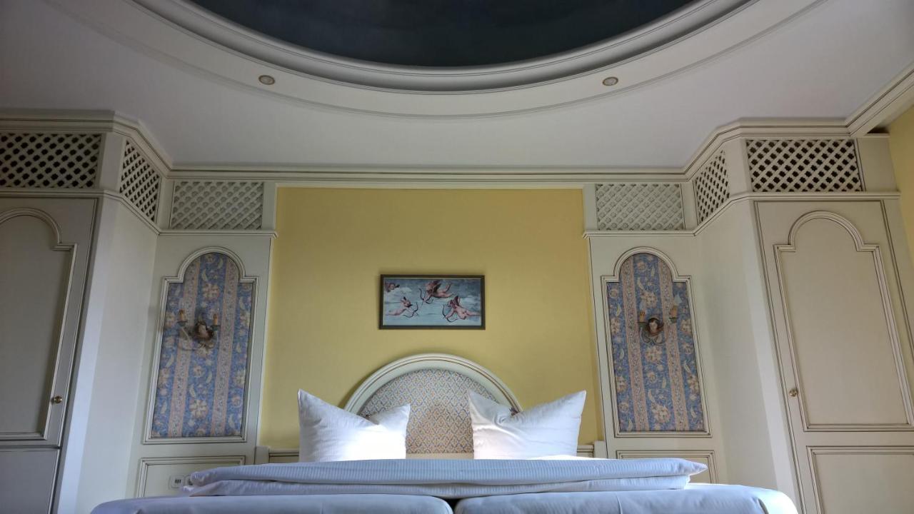 Hotel Spanischer Hof Gröditz エクステリア 写真